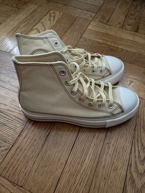 NIB Converse Chuck Taylor Hi Lift Platform High Top Sneakers in Open Sesame 6.5